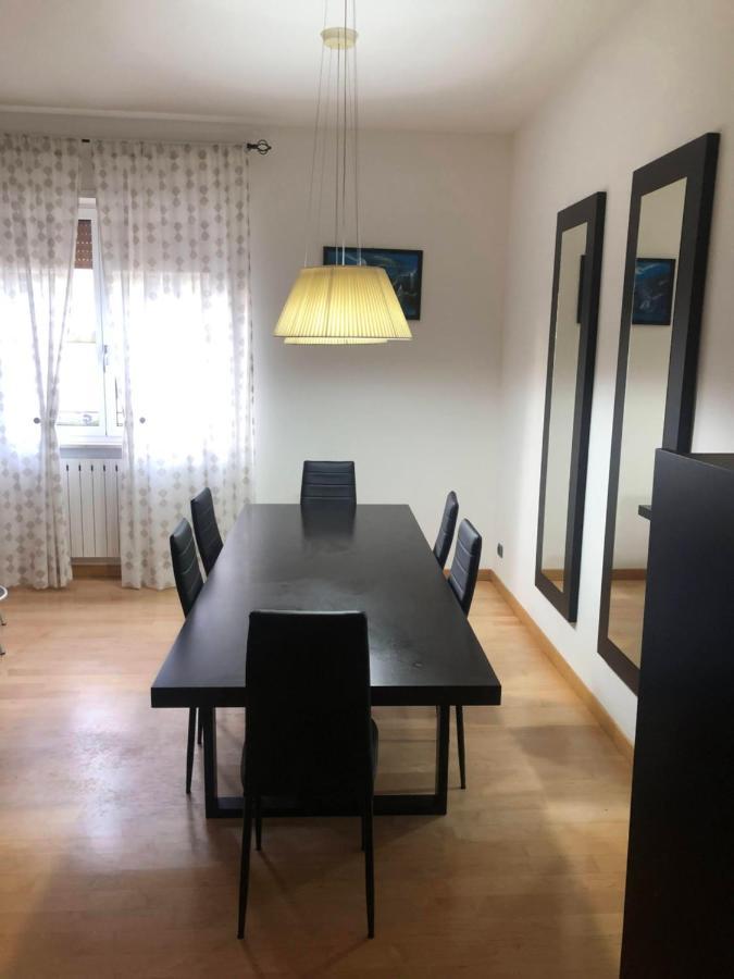 Appartamento A Casa Di Tamy Fabriano Luaran gambar